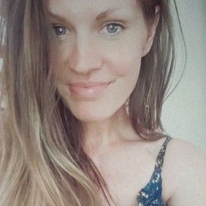 Meet your Posher, Cassandra